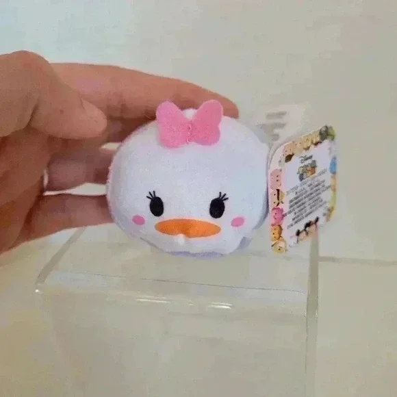 Disney Tsum Tsum Mini Plush Lot Of 4 2023 NWT Mickey Mouse, Minnie, Donald Duck - Picture 9 of 13